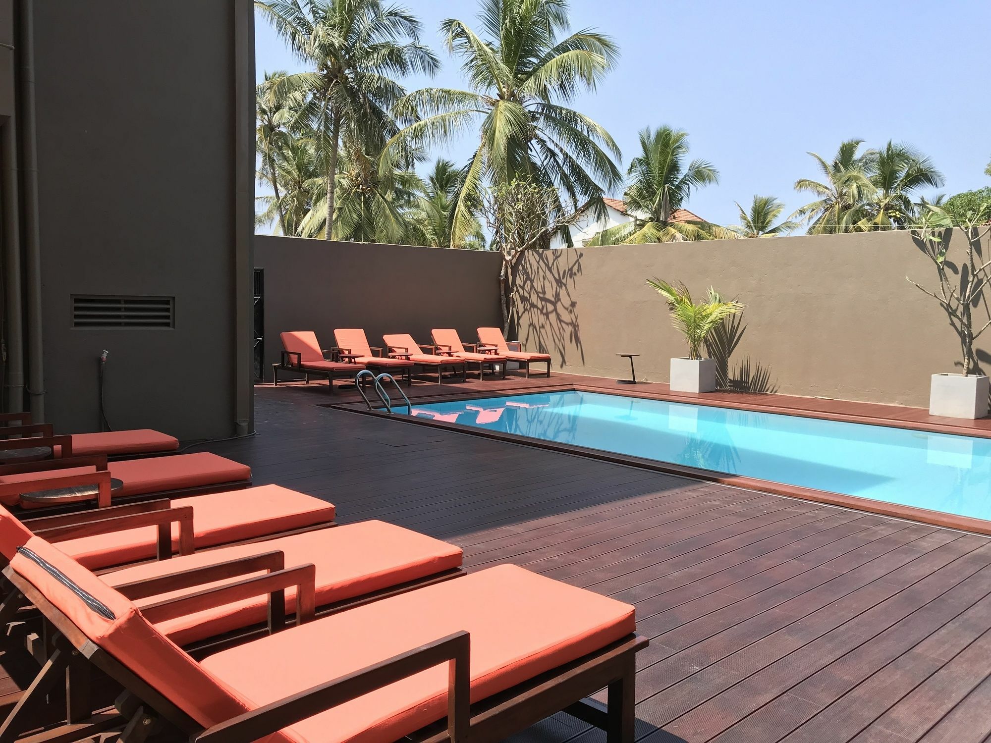 Hotel Waves By Tranquil Negombo Exterior foto